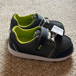 See Kai Run basics | Stryker | size 8 | NWT